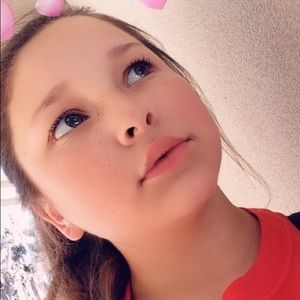 Meet your Posher, Allie